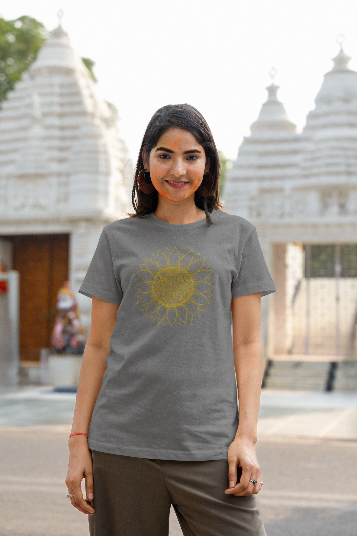 Women's Classic T-Shirt Vintage Sunflower Fine-Line Graphic | 100% Cotton