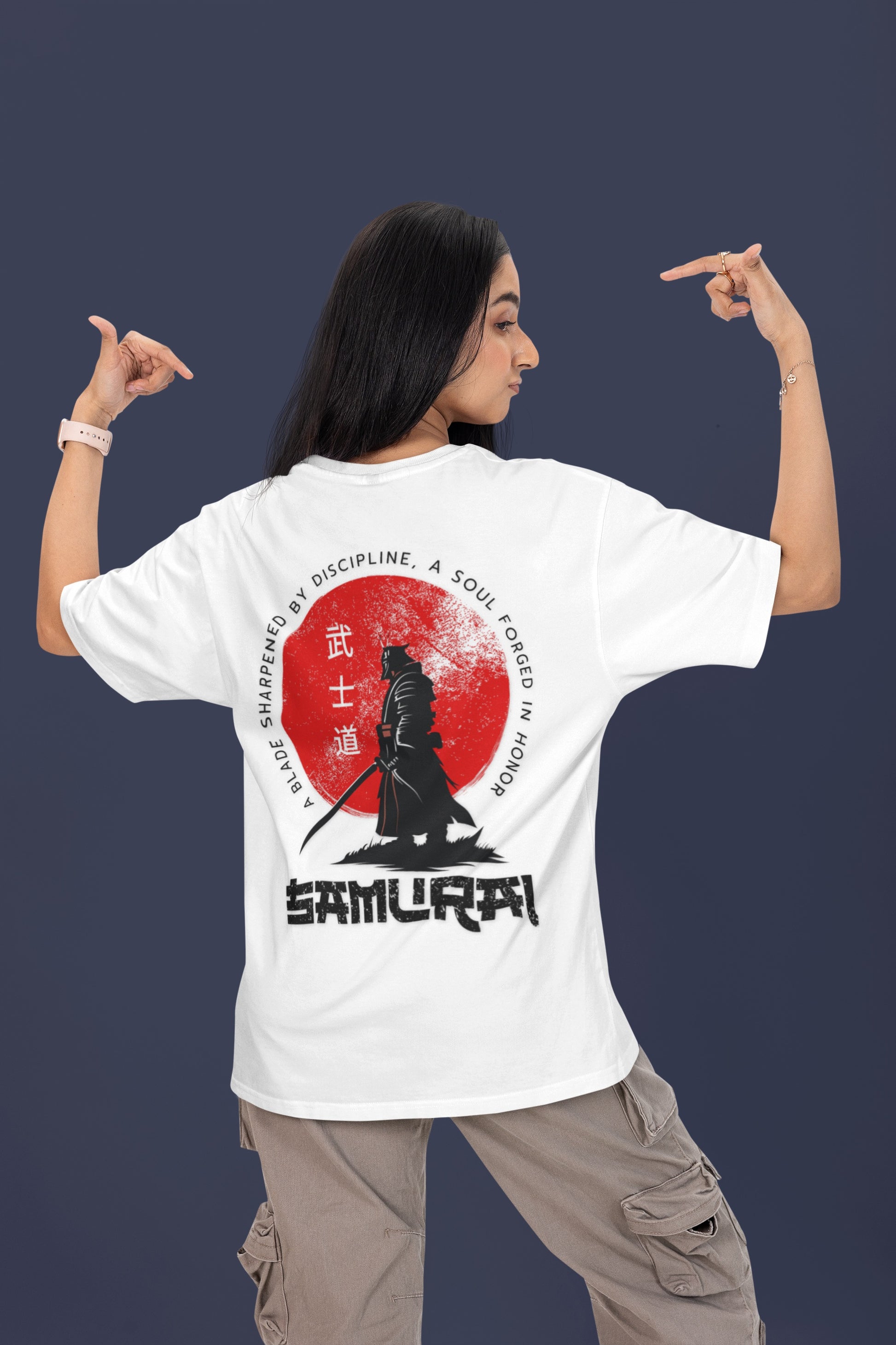 Woman wearing Nauma Bushido Discipline white oversized T-shirt with samurai back print